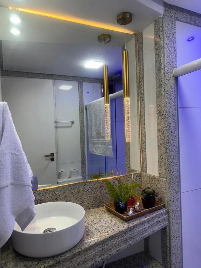 Farol Barra Flat Maravilhoso 2 Quartos Barra Apartment *